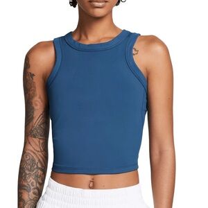 NIKE | women’s fitted dri-fit tank size XL
